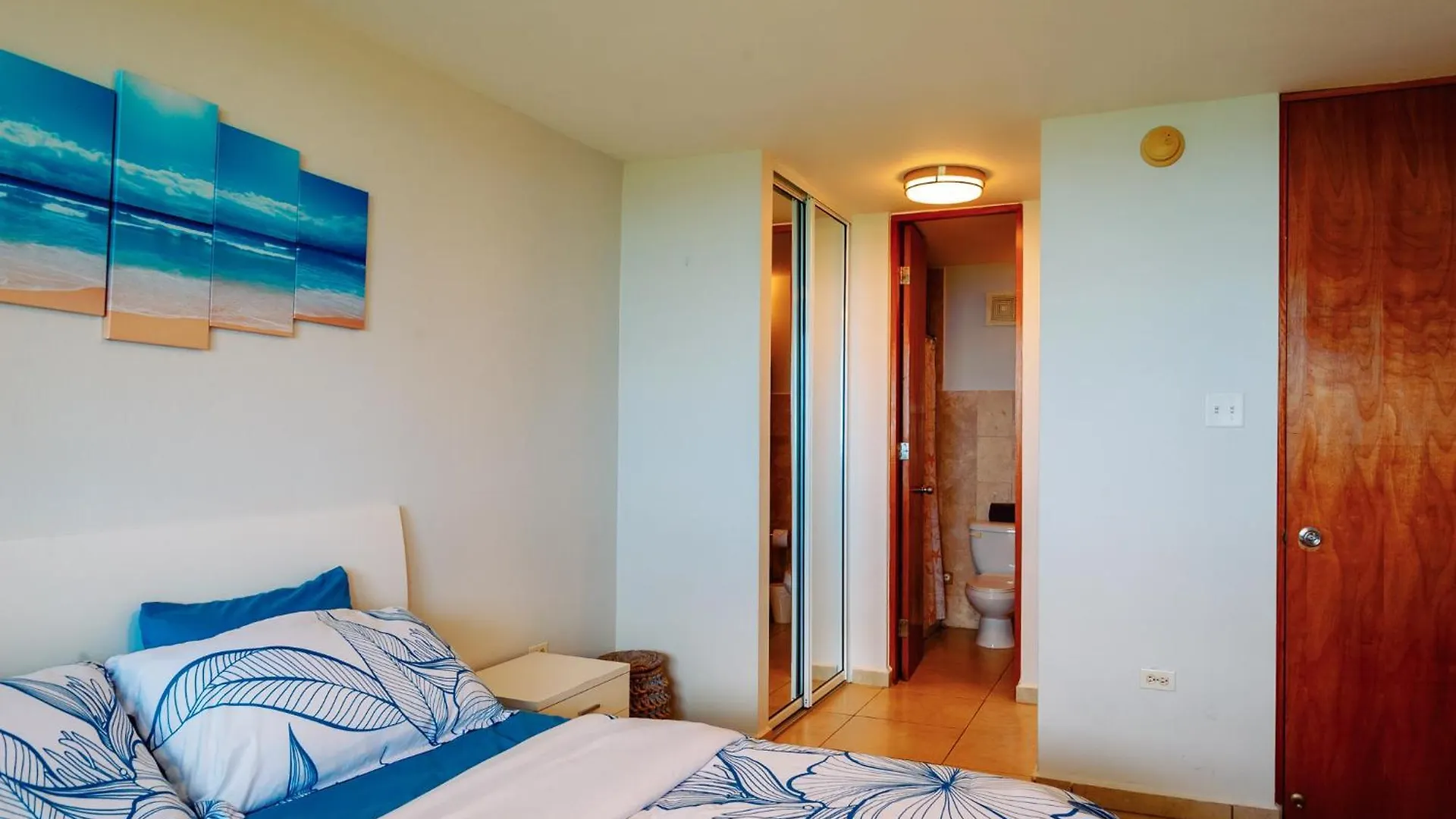 Hébergement de vacances El Combate Oceanview Condo With Pool And Smart Tv Boqueron