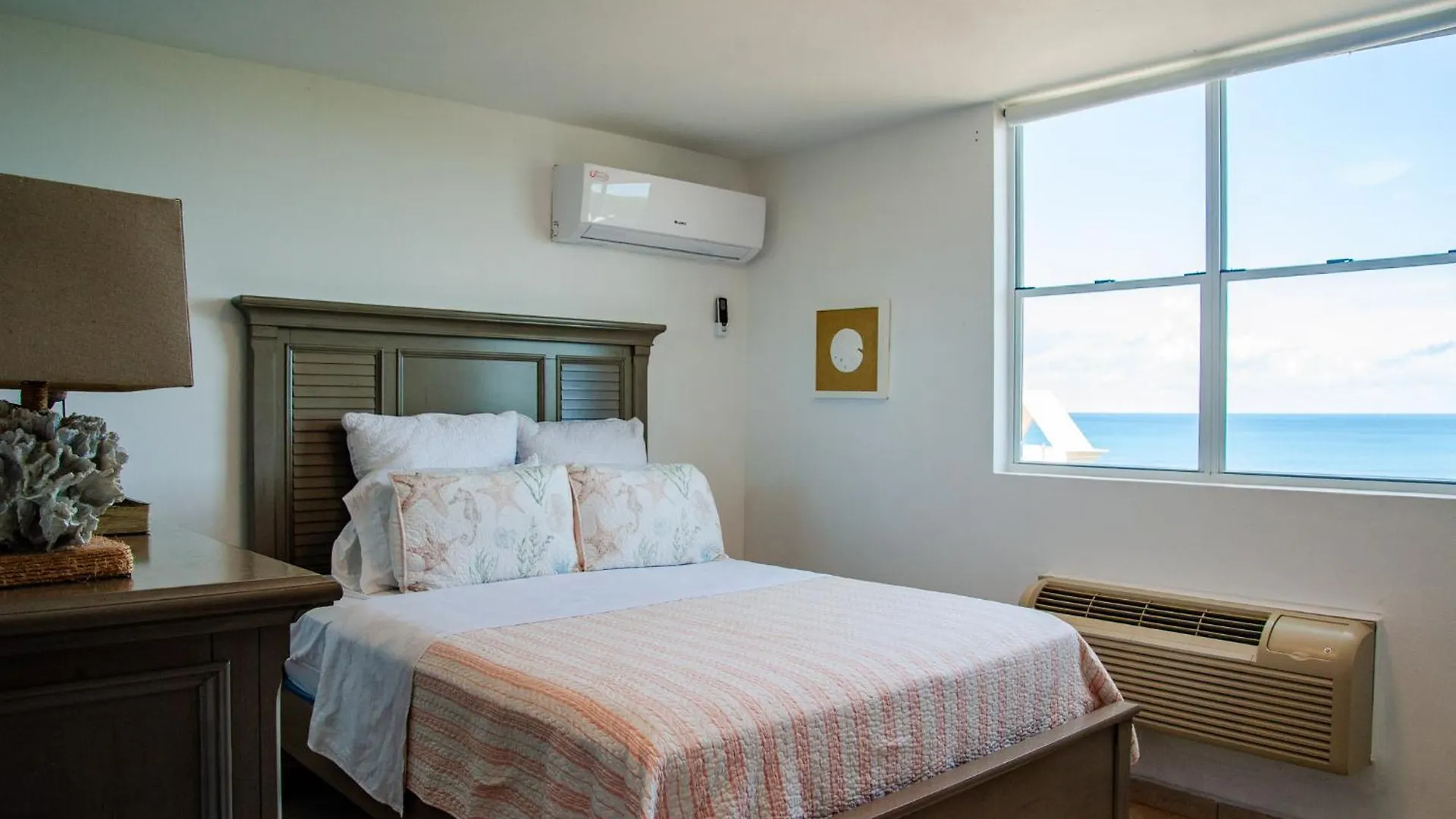 El Combate Oceanview Condo With Pool And Smart Tv Boqueron 0*,  Porto Rico