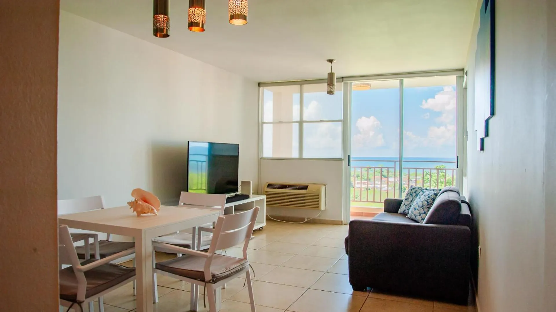 Hébergement de vacances El Combate Oceanview Condo With Pool And Smart Tv Boqueron